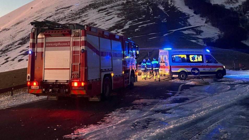 Escursionista bloccato sul Cucco, salvato dai Vigili del fuoco