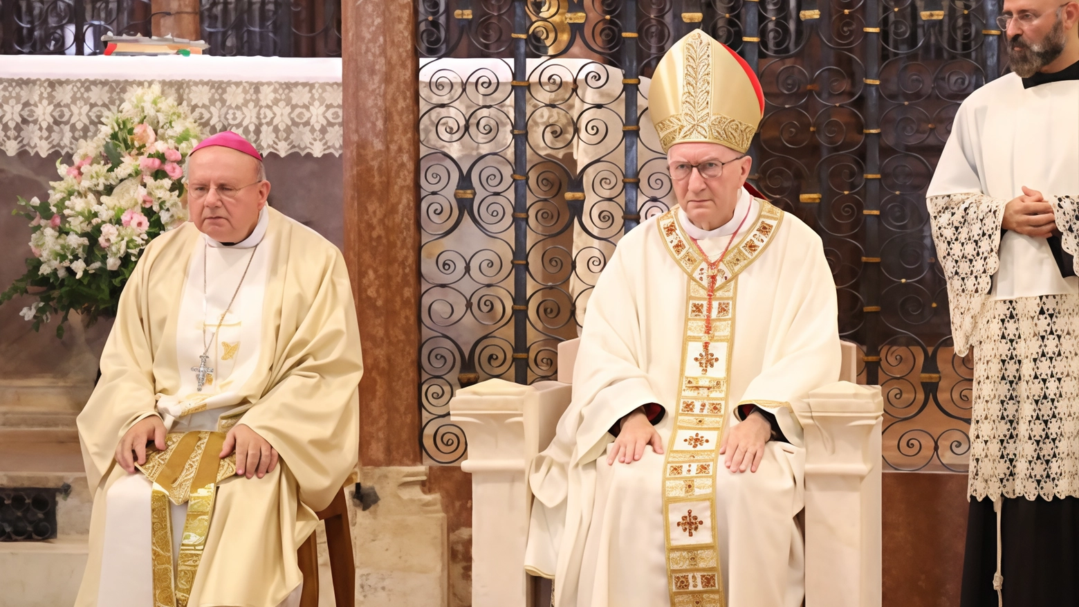 "La guerra è una sconfitta". Il cardinale Parolin ad Assisi ’Da qui l’appello di pace’