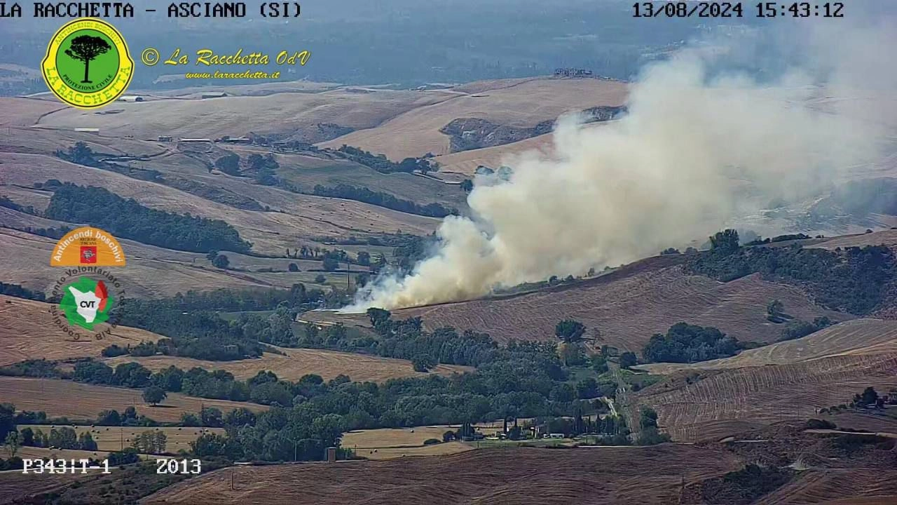 L'incendio ad Asciano (Siena)