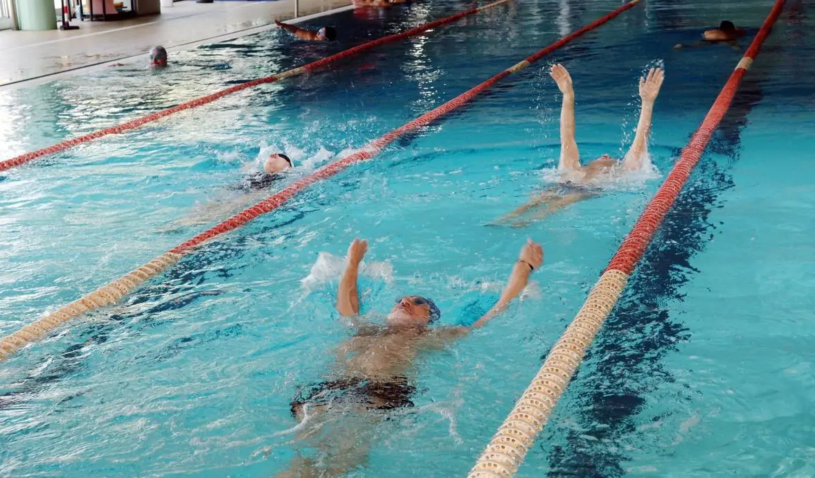 Iniziativa per malati di Alzheimer. Alla piscina comunale di Capannori