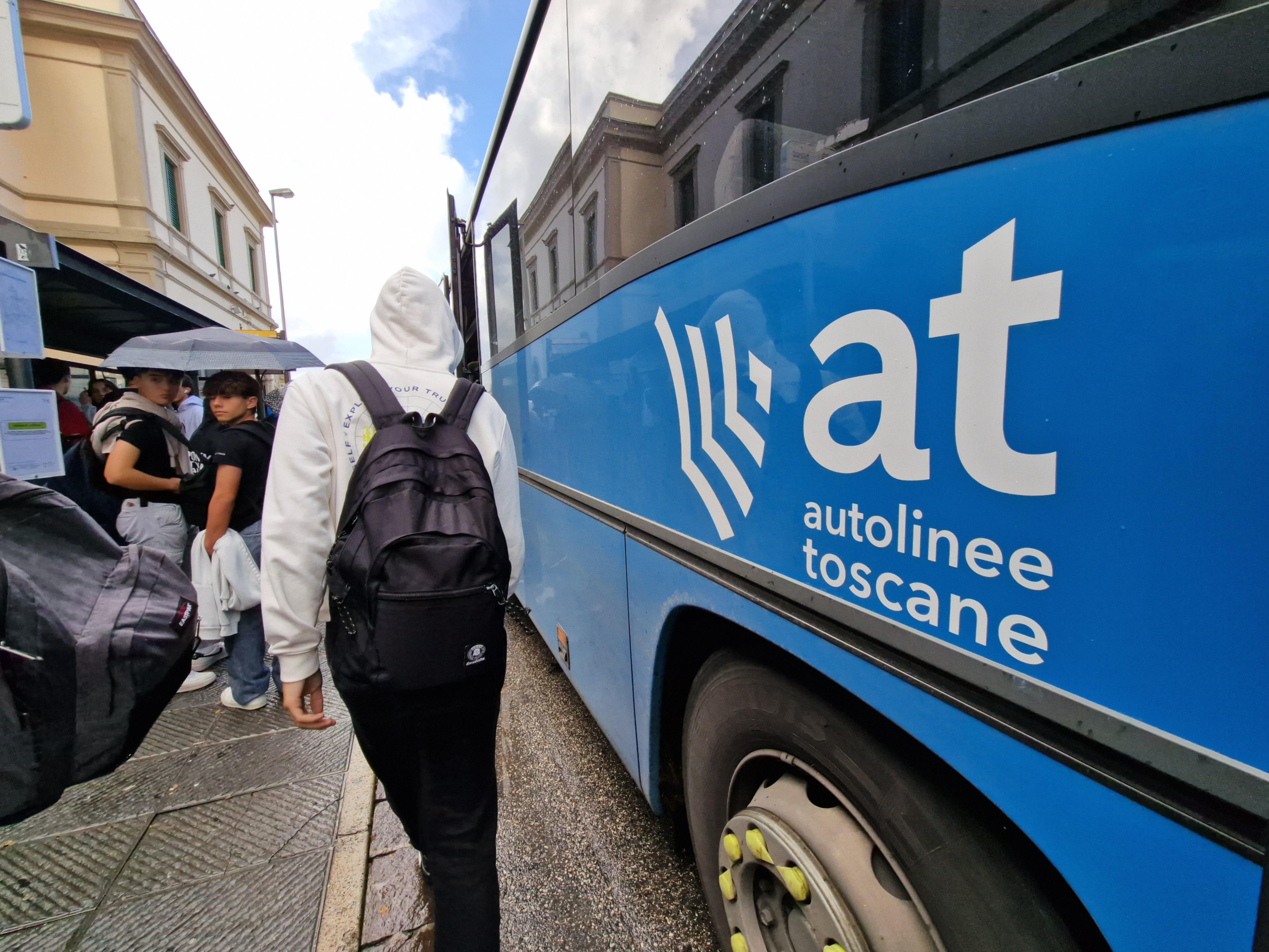 San Valentino senza bus e tramvia: sciopero di 24 ore a Firenze