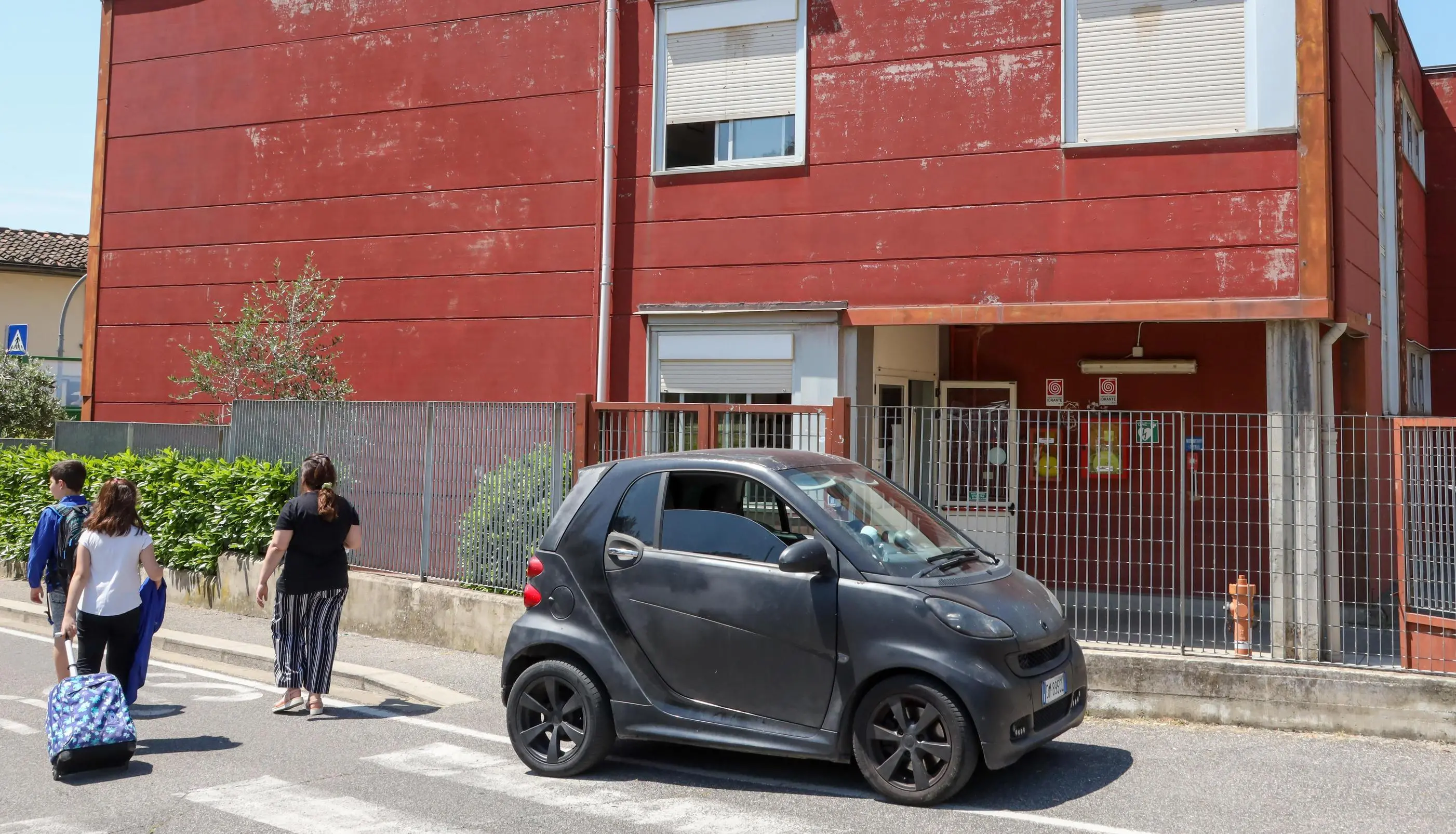 Piove in classe, uscita anticipata. È la seconda volta in pochi giorni