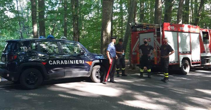 Bare e resti umani in un sentiero, macabra scoperta di un escursionista in Val di Vara