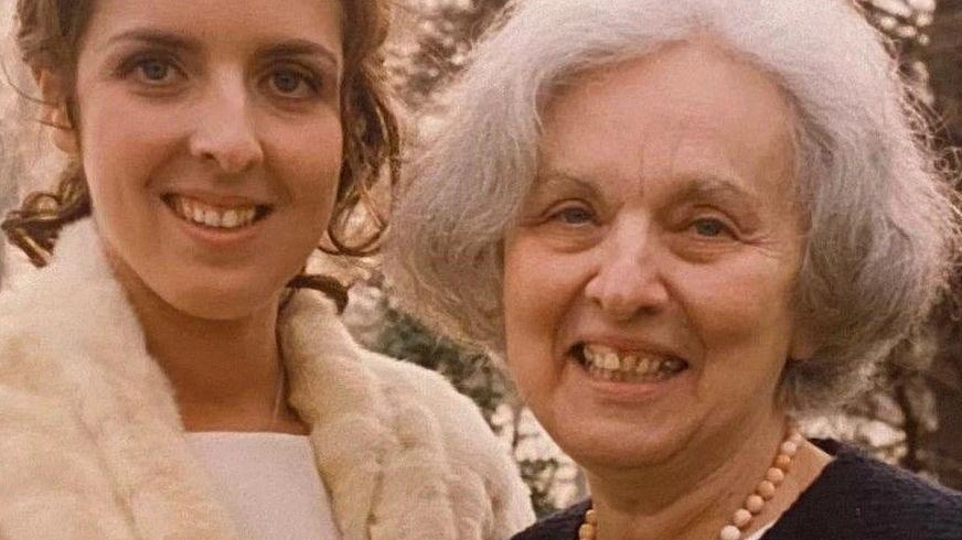 Irene Rubin con la madre Albertina Castellazzi: ha vinto il premio Pieve Saverio Tutino