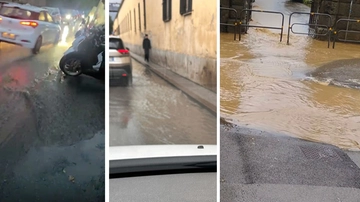 Bomba d’acqua a Firenze, le strade allagate: diventano fiumi. Traffico bloccato