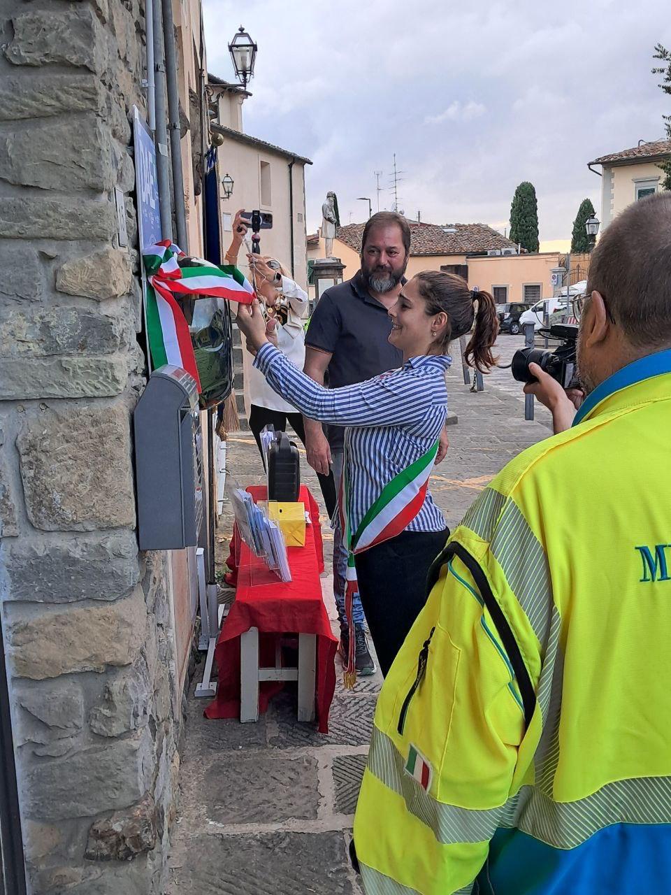 Settignano, dalla Misericordia un defibrillatore per la comunità