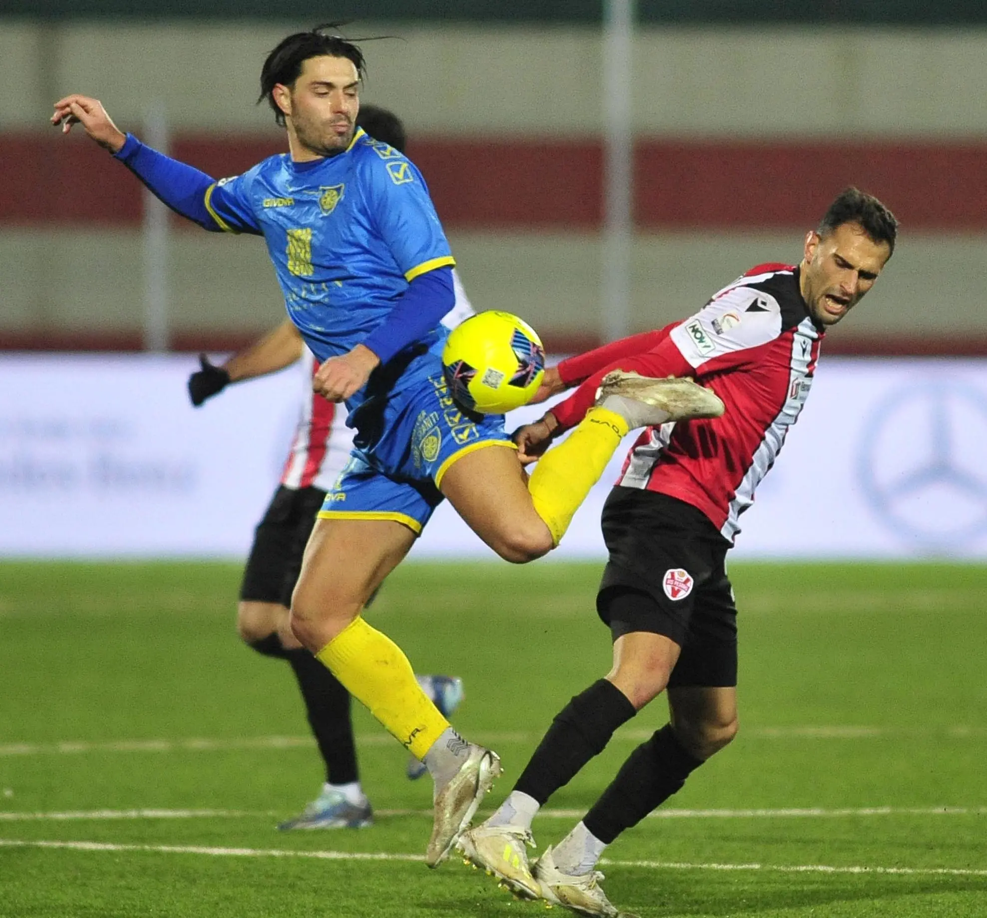 Derby Col Pontedera. Infermeria Affollata Per La Carrarese. Calabro Non ...