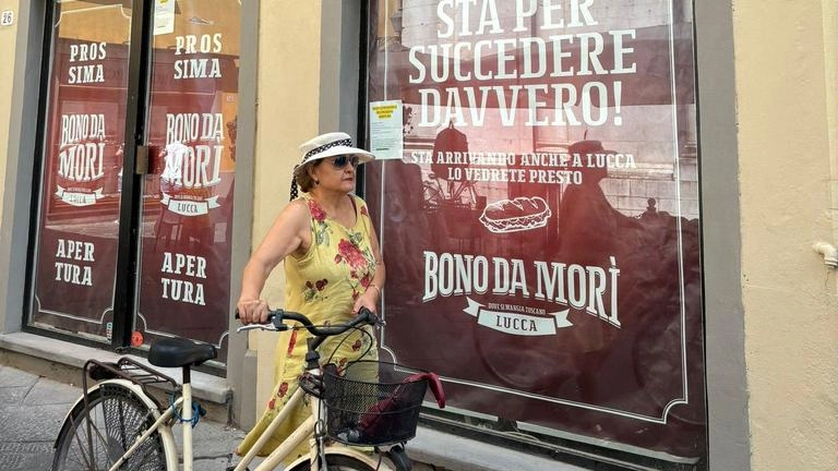 Dietro il coro di San Michele saluta l’outlet grandi firme arriva “Bono da morì“