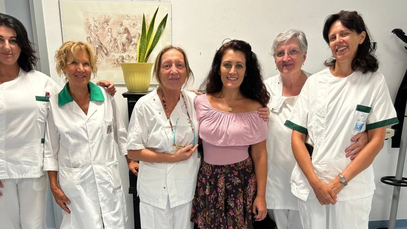 Giorgia Fumanti torna nella sua Fivizzano e fa visita ai pazienti del DH oncologico: "Una sorpresa gradita e inaspettata"