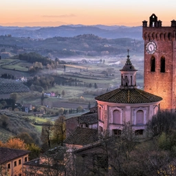 "Fine della guerra? Da qui si vede il mare”, la performance a San Miniato