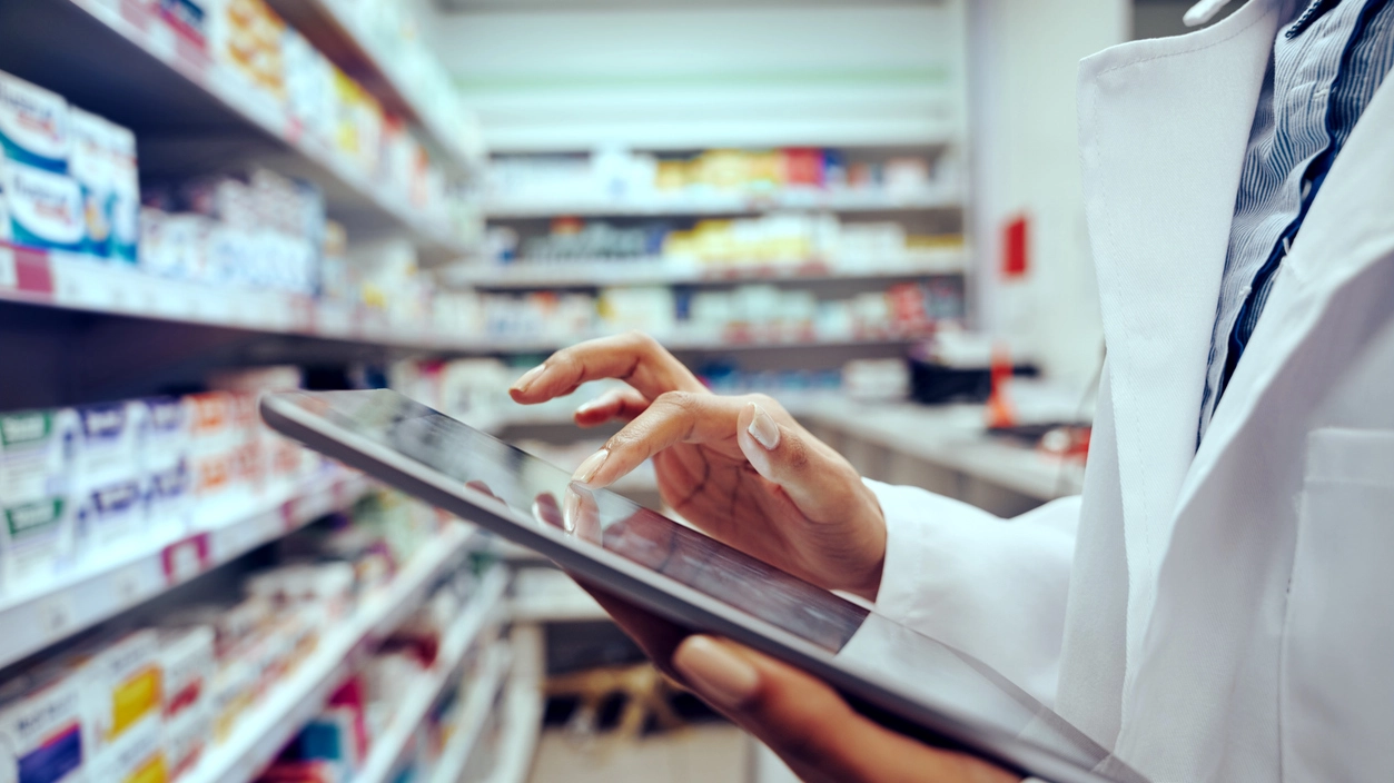 Scopri l'elenco completo delle farmacie di turno a Siena oggi e trova il negozio più vicino a te a Siena