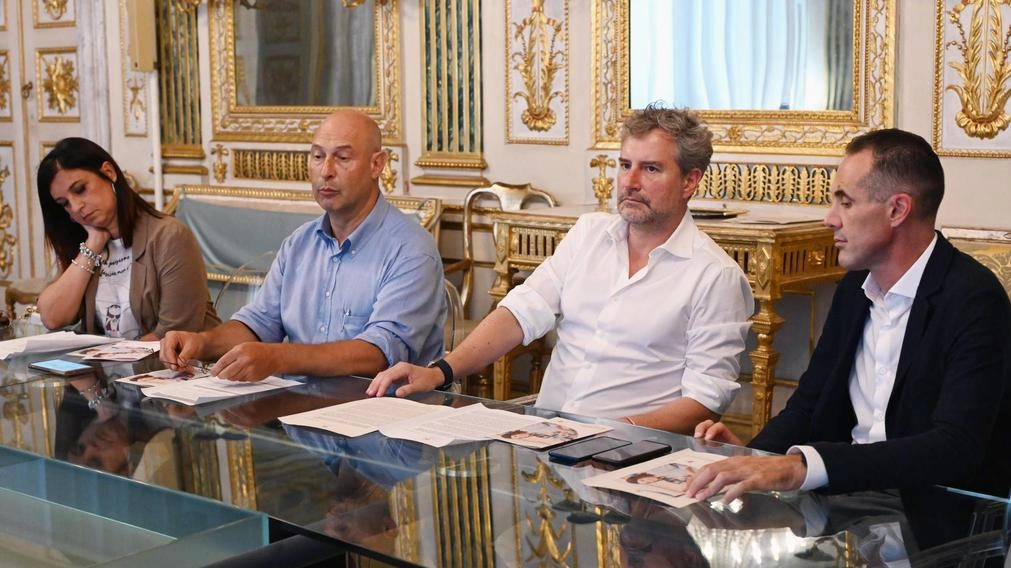 La conferenza stampa di presentazione dei nuovi buoni alimentari (foto Alcide)