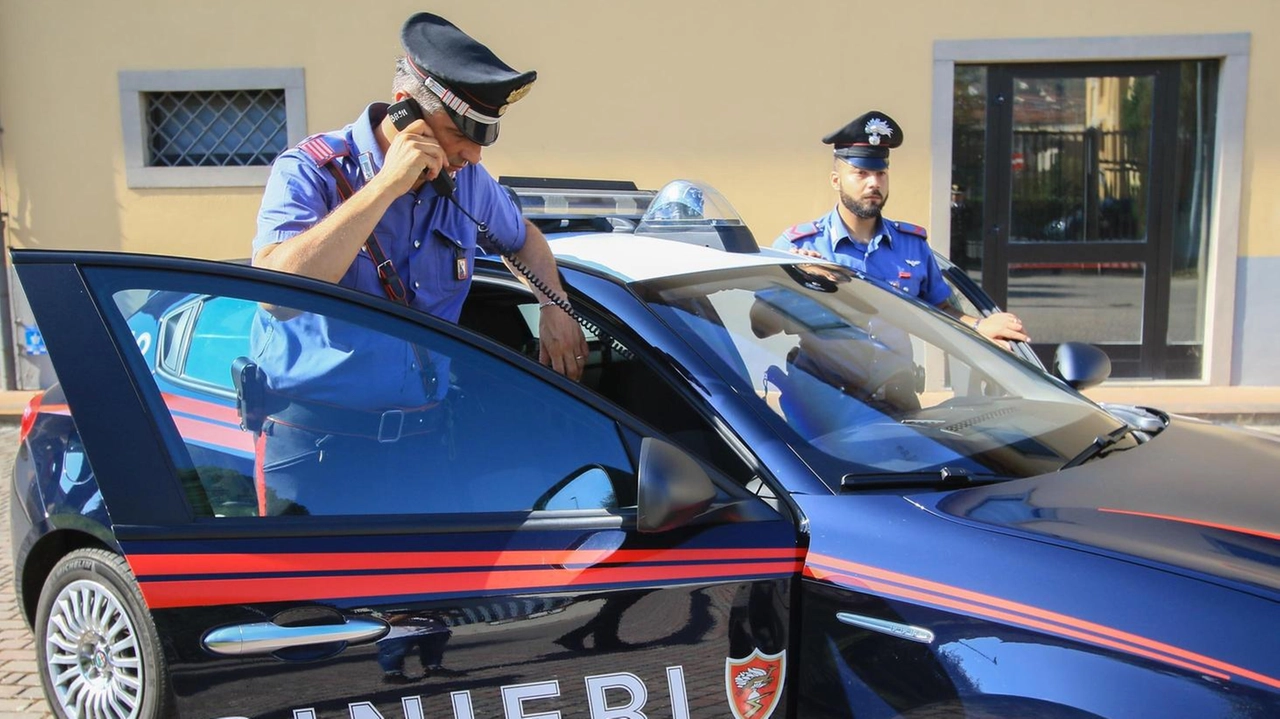 L’intervento dei Carabinieri per un furto a un’attività in via di Meleto