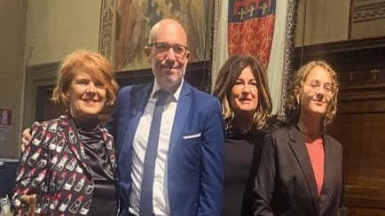 Incontro al Comune su Codice Rosso e Testo Unico contro il femminicidio. Valerio de Gioia illustra le nuove tutele e pene previste per contrastare la violenza di genere.