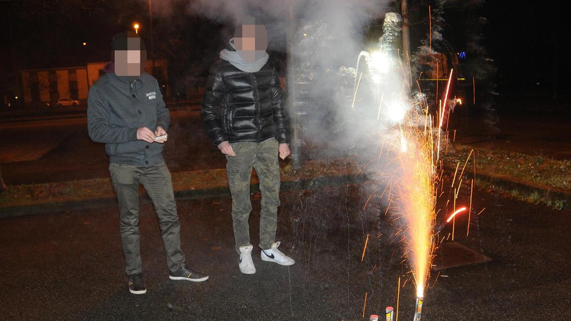 Capodanno in sicurezza: "Evitare botti e petardi"