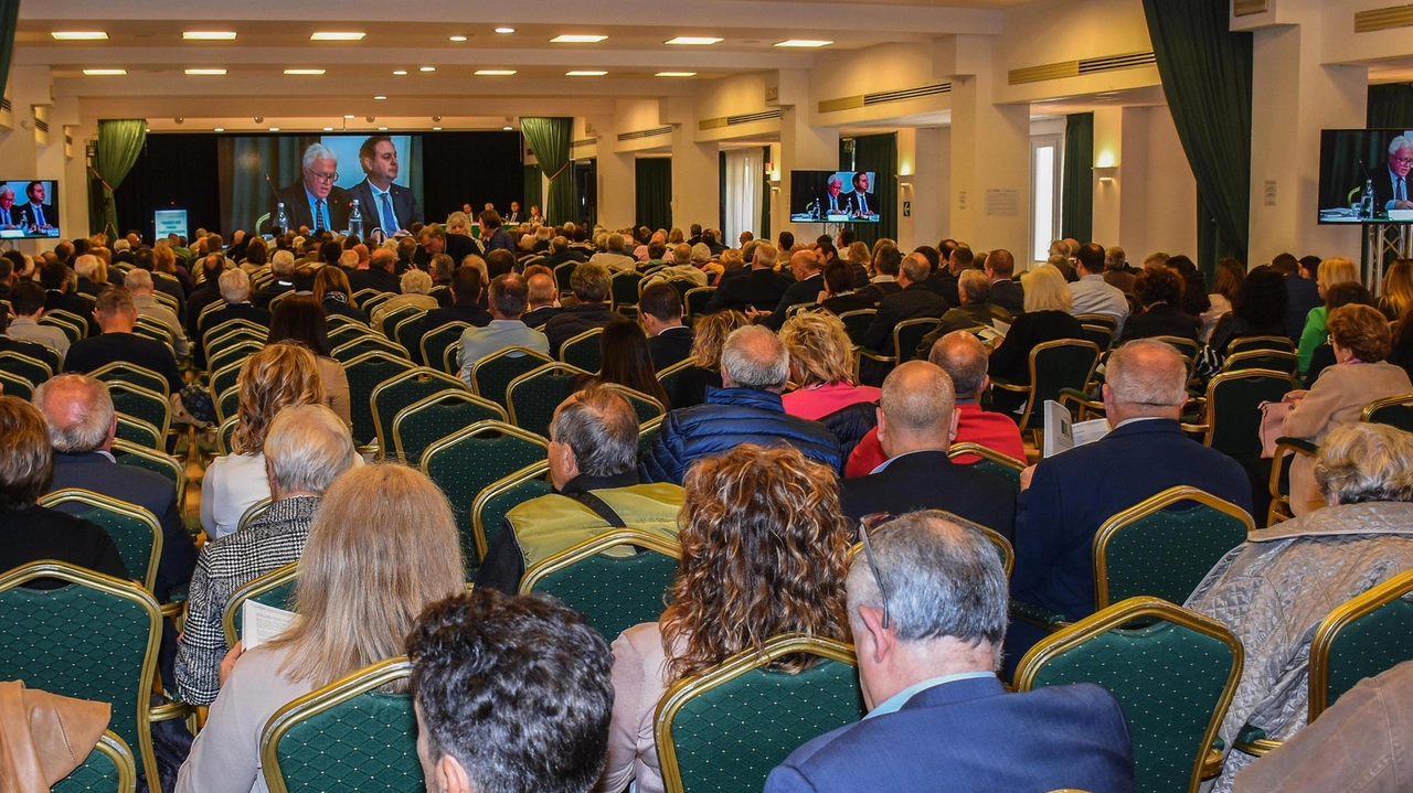 Un’assemblea di Banca Tema (foto d’archivio): l’istituto di credito ha aderito con una serie di iniziativa alla settimana di ’M’illumino di meno’