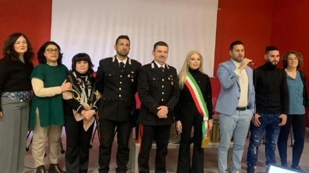 I partecipanti alla mattinata di incontro con gli alunni delle classi quinte delle Primarie e delle prime delle Secondarie nell’auditorium della scuola