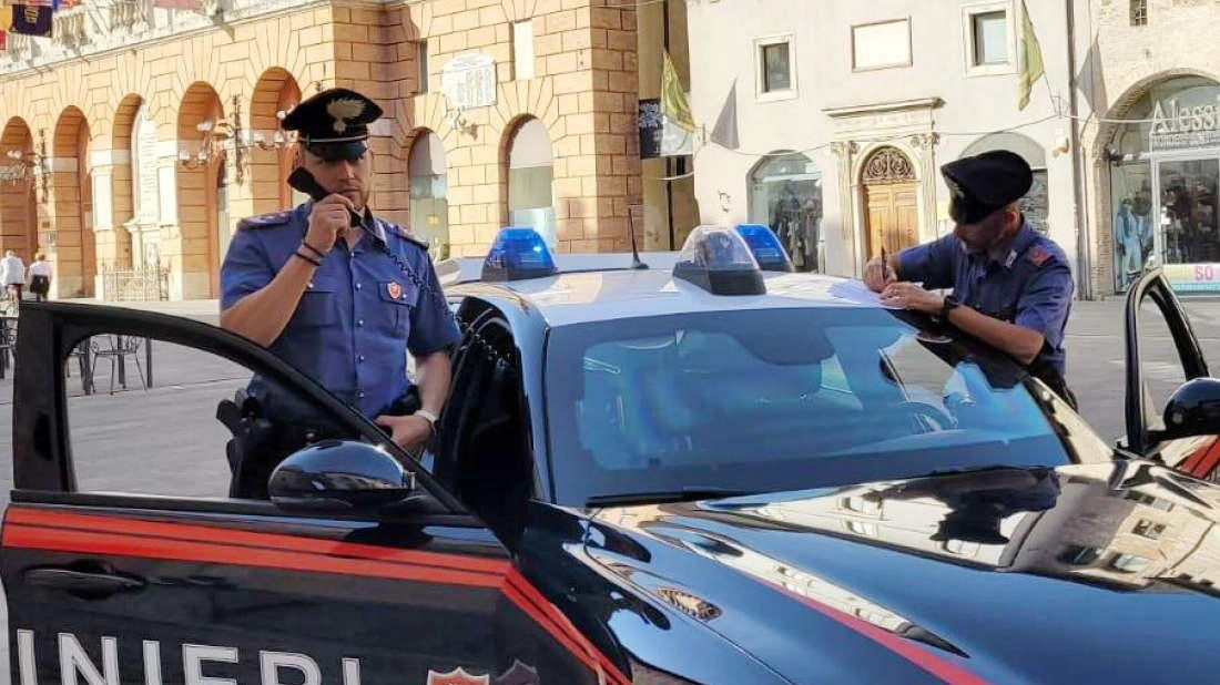 I carabinieri di Foligno hanno raccolto la denuncia della donna che ha raccontato di essere perseguitata dall’ex marito che non. accettava la separazione