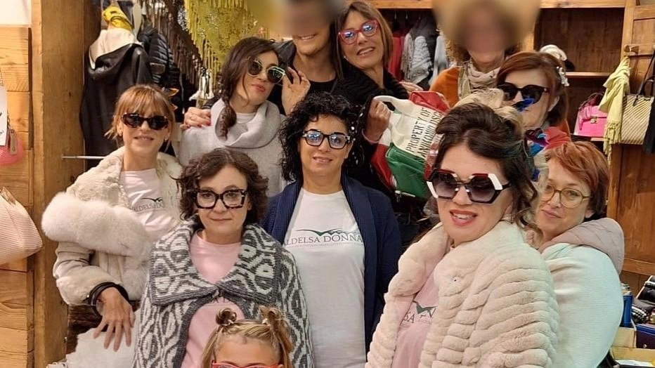 Una passeggiata-sfilata di orgogliose ragazze e di mamme, con lo scopo di rappresentare le donne che hanno subito il delicato intervento al seno