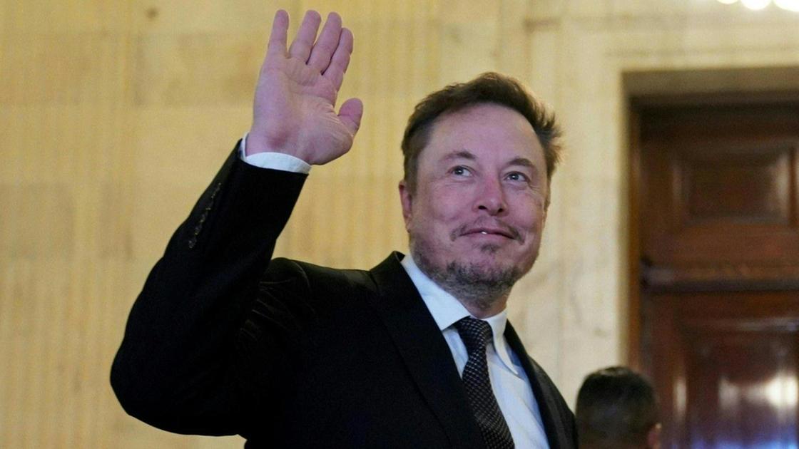 https://www.lanazione.it/image-service/view/acePublic/alias/contentid/NTQ5MTg1NTQtODJmMC00/0/musk-telenovela-toscana-nuove-voci-di-interessi.jpeg?f=16:9&w=1200&h=630