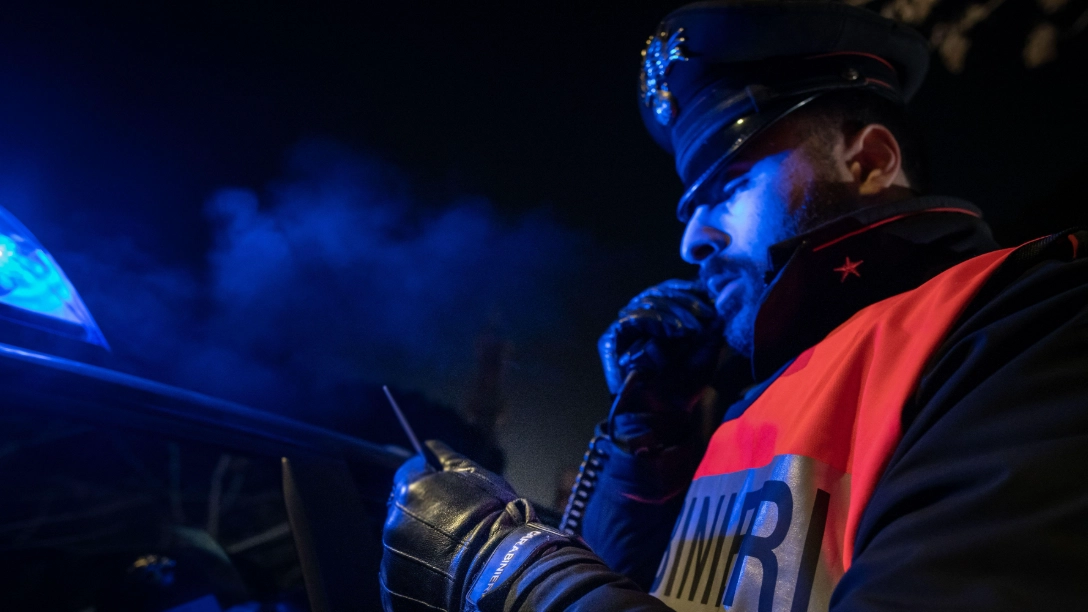 Carabiniere in una foto di repertorio. A Volterra una tranquilla festa di Capodanno si è trasformata in incubo