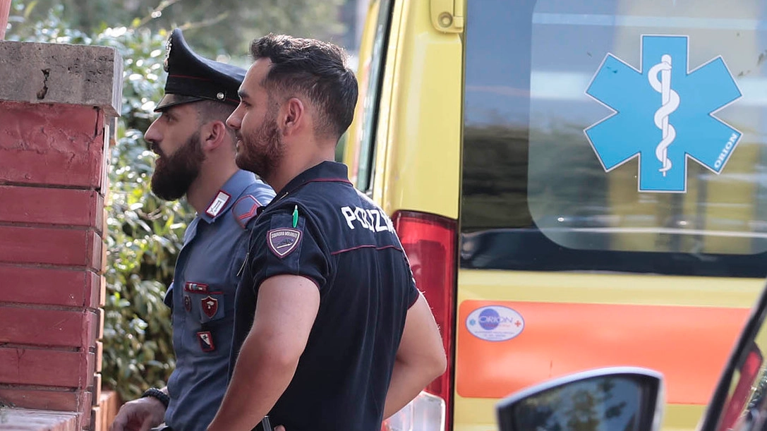 La polizia sul posto (Foto Lazzeroni)