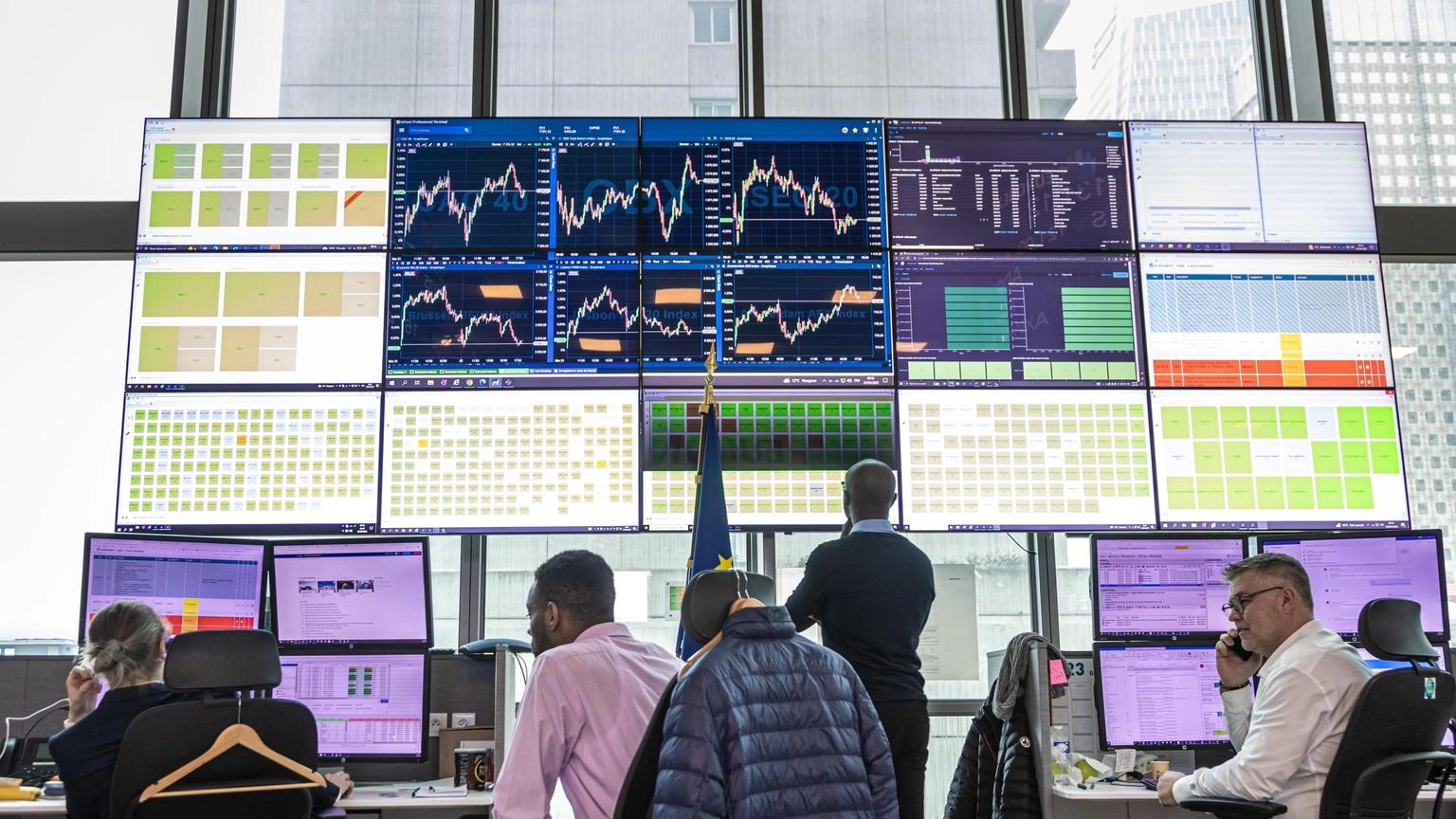 Borsa: Europa debole con Wall Street, a Milano -0,2% ok Unieuro