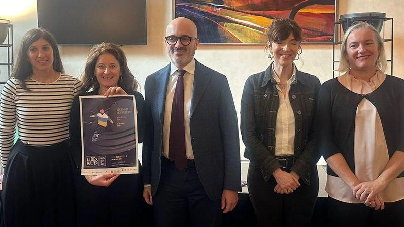 Libernauta è stato presentato da Fiorenza Poli, Barbara Salotti, Teresa Emiliani, Ilaria Tagliaferri e l’assessore alla Cultura del Comune di Firenze, Giovanni Bettarini