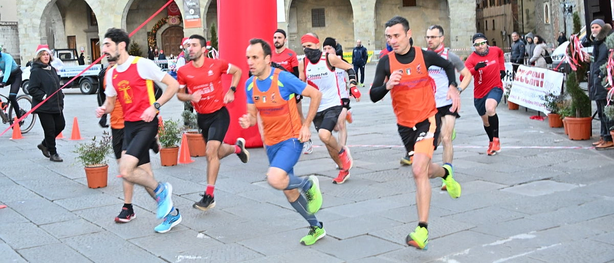 Podismo, l’Americana in piazza: foto e classifica