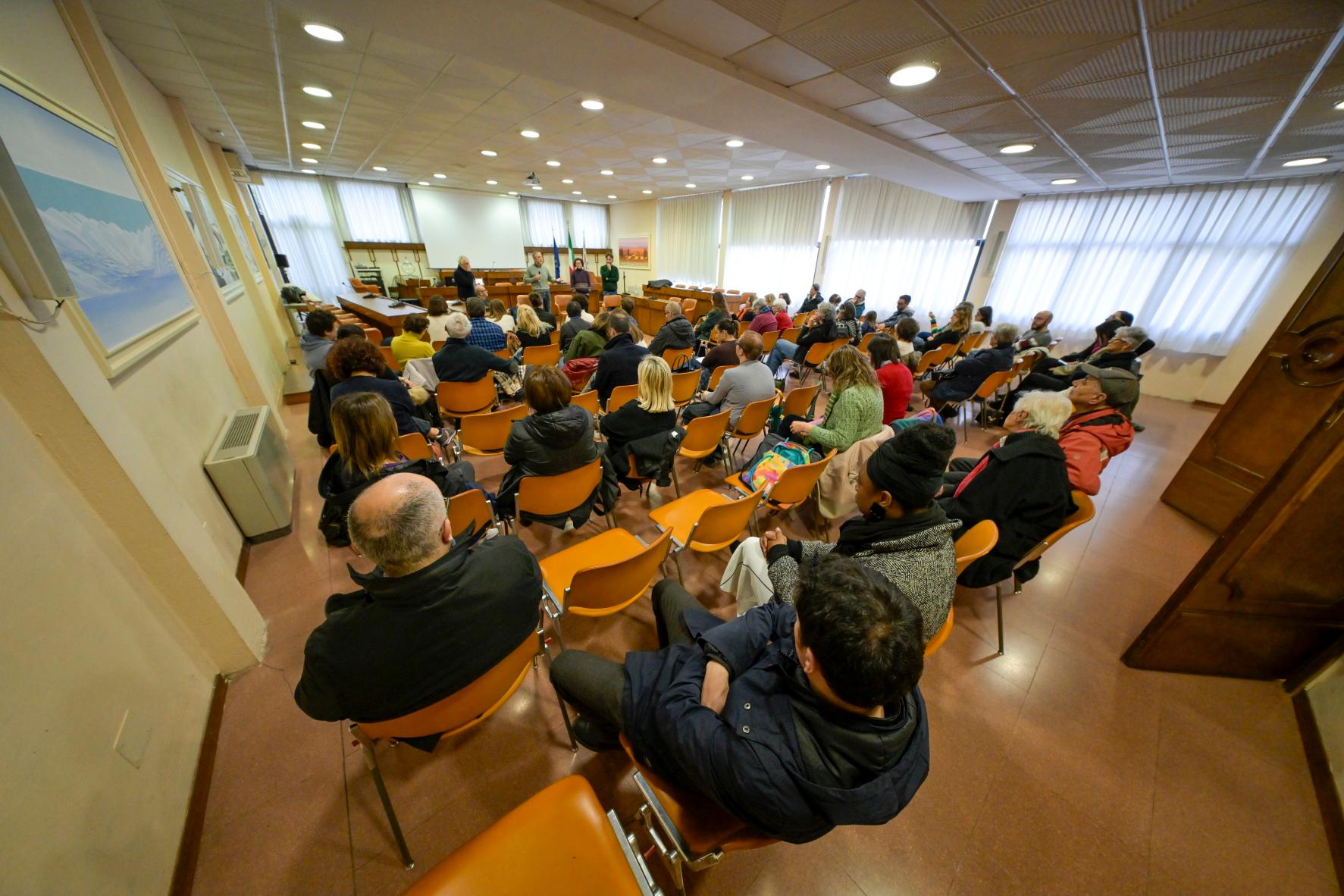 I sindacati lanciano l'allarme sul Cpia2: "Perso un terzo degli iscritti"