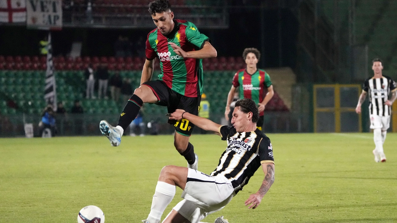 Ternana-Ascoli al "Libero Liberati" (Pianetafoto)