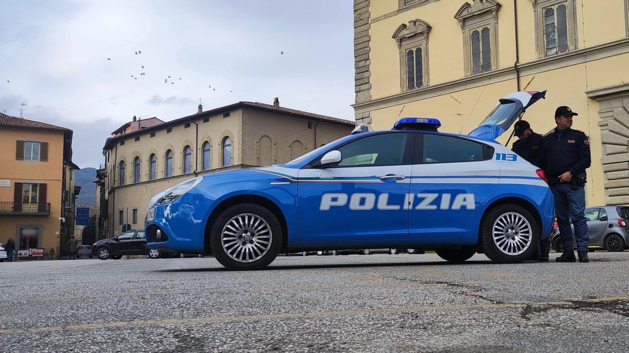 Le indagini sono state condotte dagli agenti di polizia: hanno dovuto inseguire i due ragazzini che avevano tentato la fuga