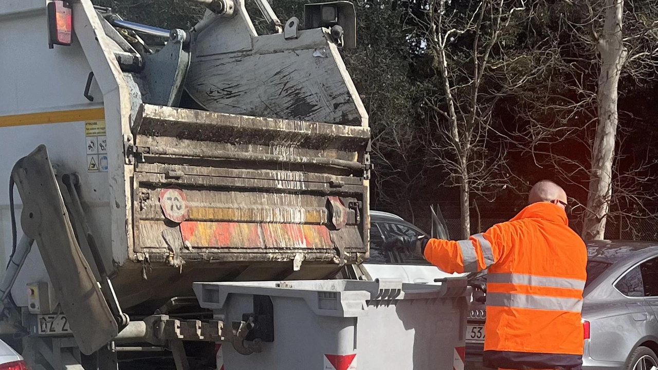 GROSSETO In occasione di Capodanno, Sei Toscana ha previsto delle modifiche ai servizi ambientali in alcuni comuni della provincia. A Grosseto...