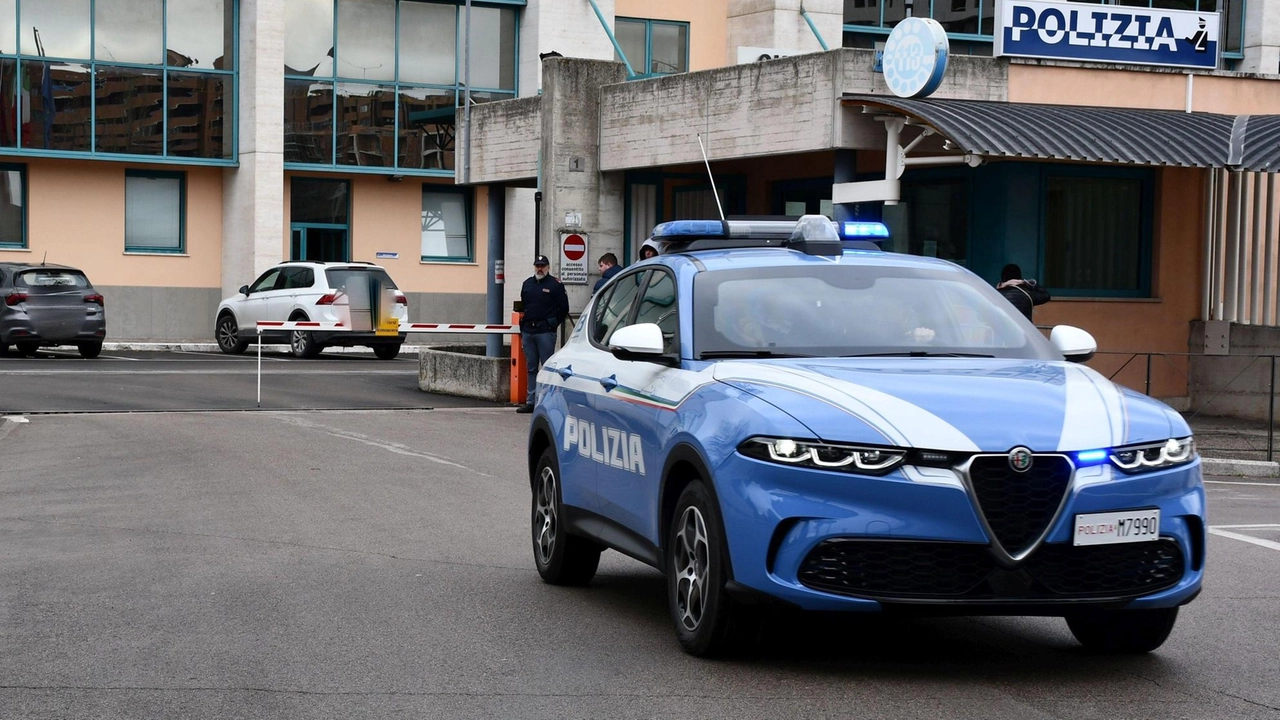 Sono stati gli agenti della Polizia di Stato ad arrestare il 41enne violento