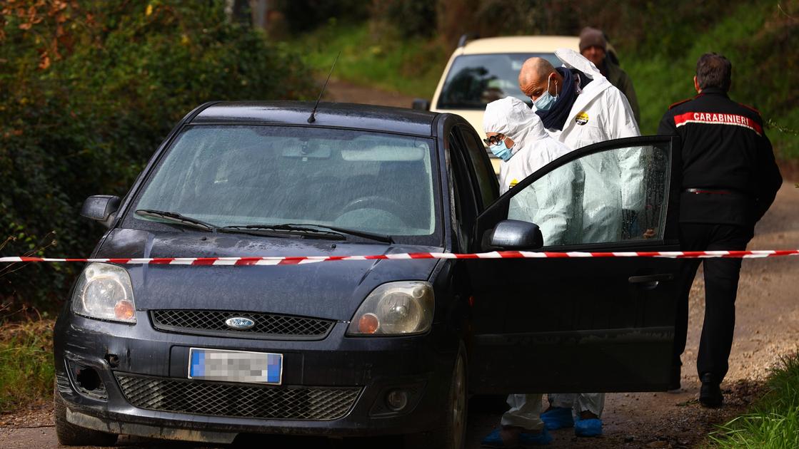 https://www.lanazione.it/image-service/view/acePublic/alias/contentid/NWNmODhiYTQtZDk2YS00/0/i-carabinieri-durante-i-rilievi-sul-luogo-della-tragedia-gasperini-germogli.jpeg?f=16:9&w=1200&h=630