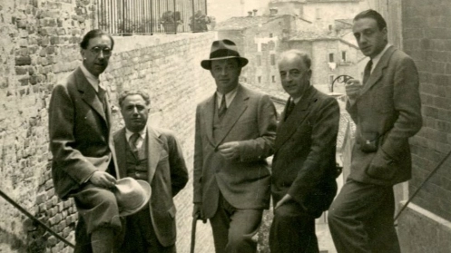 Il gruppo con Piero Calamandrei durante una delle visite domenicali fuori Firenze