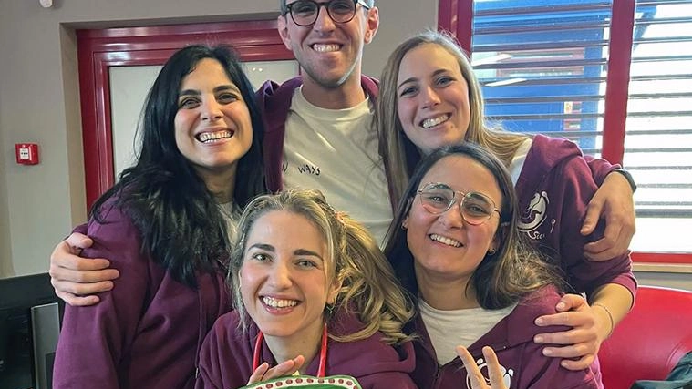 Il team senese formato dalle dottoresse Erika Margani, Francesca Balestrini, Giuseppina Mancino e Giulia Coretti, con il coach dottor Marco Masutti