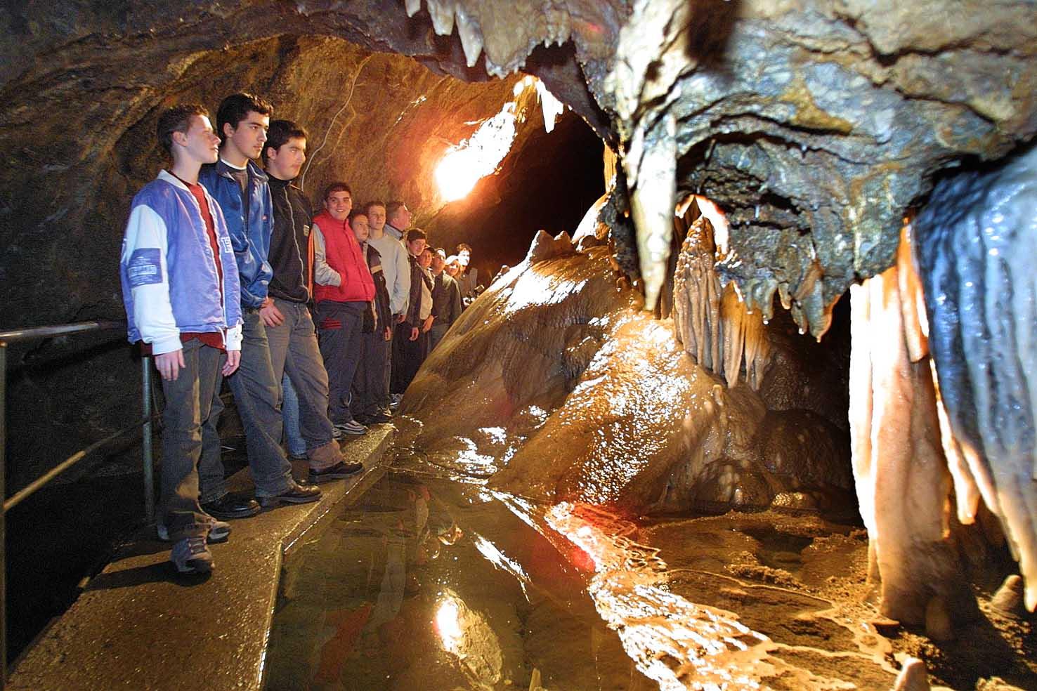 Turisti con il contagocce. Il nodo infrastrutture strozza la Grotta del Vento