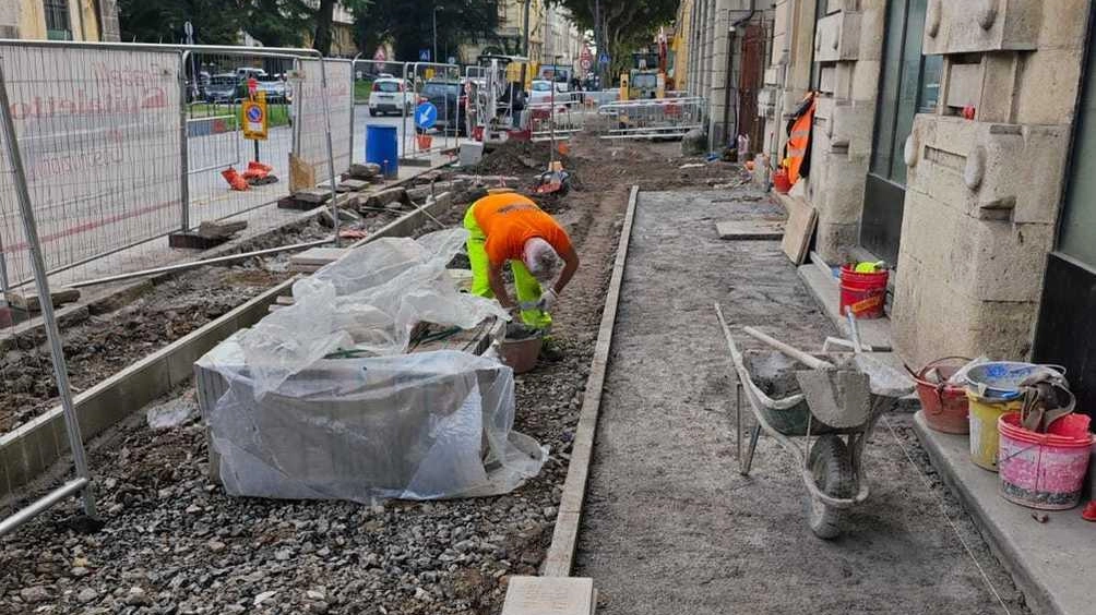 Il sindaco Pardini e l’assessore Buchignani verificano l’andamento dei cantieri