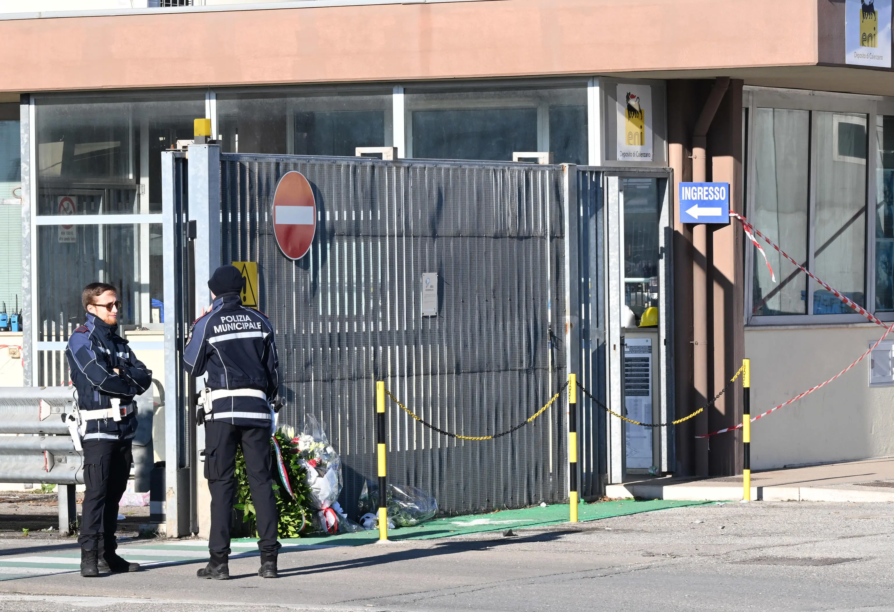 Esplosione di Calenzano, il mistero dell’innesco. Rifornimenti ininterrotti, ma c’erano lavori in corso