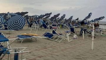 Maltempo nel Golfo. Danni a Marinella di Sarzana, canoisti soccorsi a Portovenere