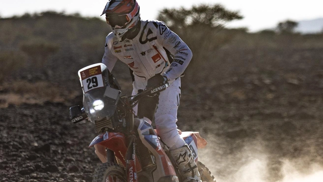 Paolo Lucci in sella alla propria Honda