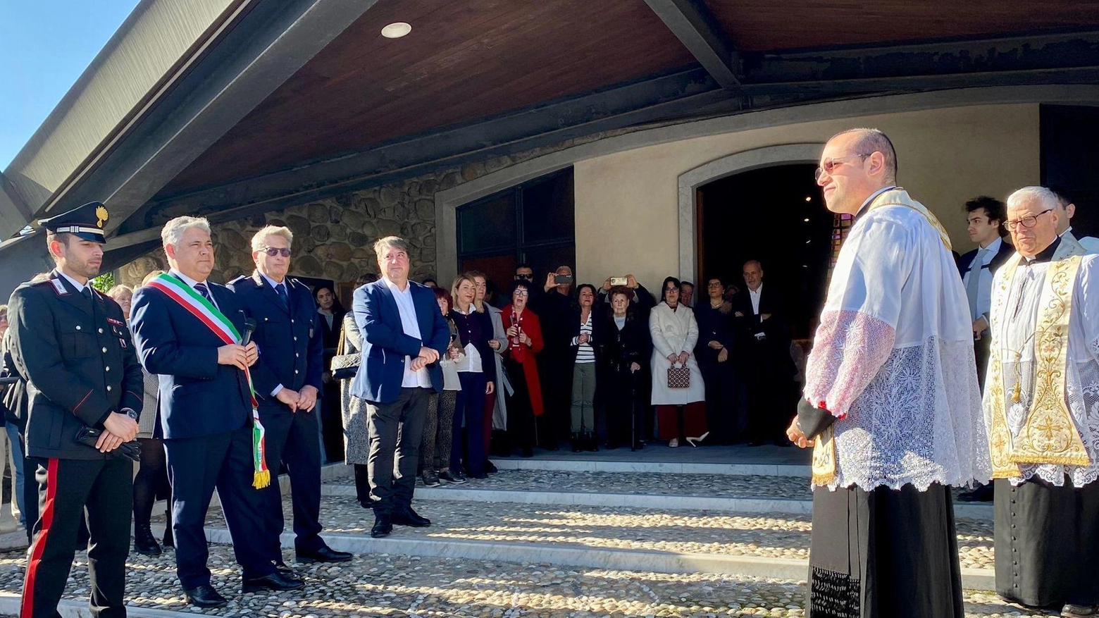 Un nuovo sacerdote. Festa per don Bragazzi