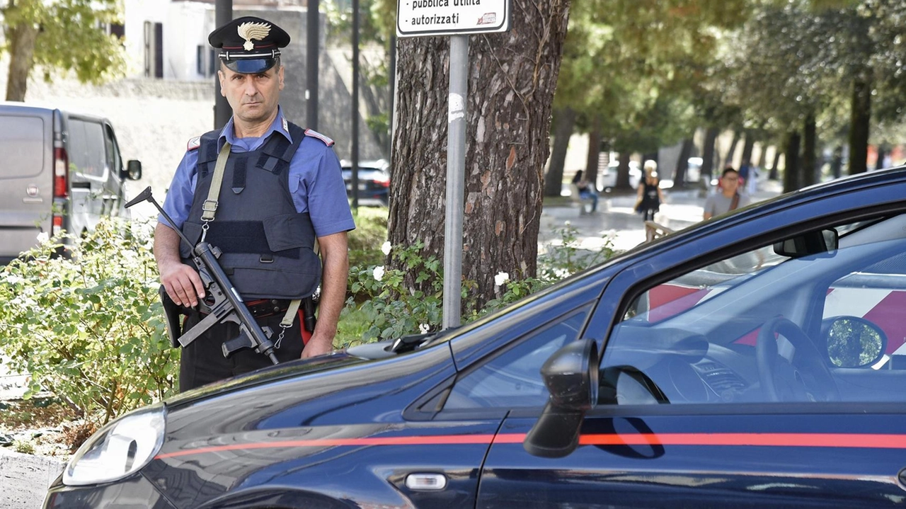 Due extracomunitari si sono presi a botte in via Roma bloccando il traffico "Dove sono finiti il sindaco-sceriffo Gasperini e il suo scudiero Ferretti?" .