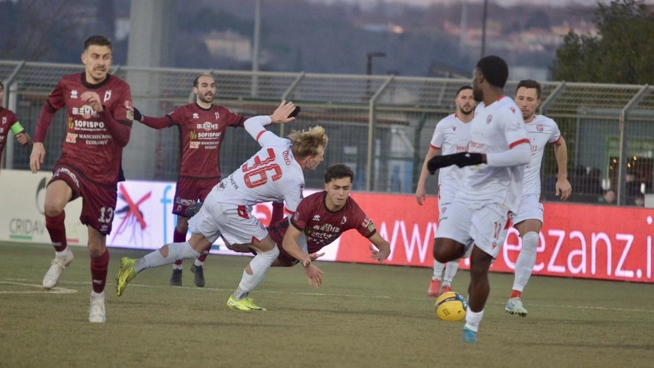 Il brutto risveglio del Pontedera, passa il Carpi. Si ferma la striscia positiva dopo tre centri