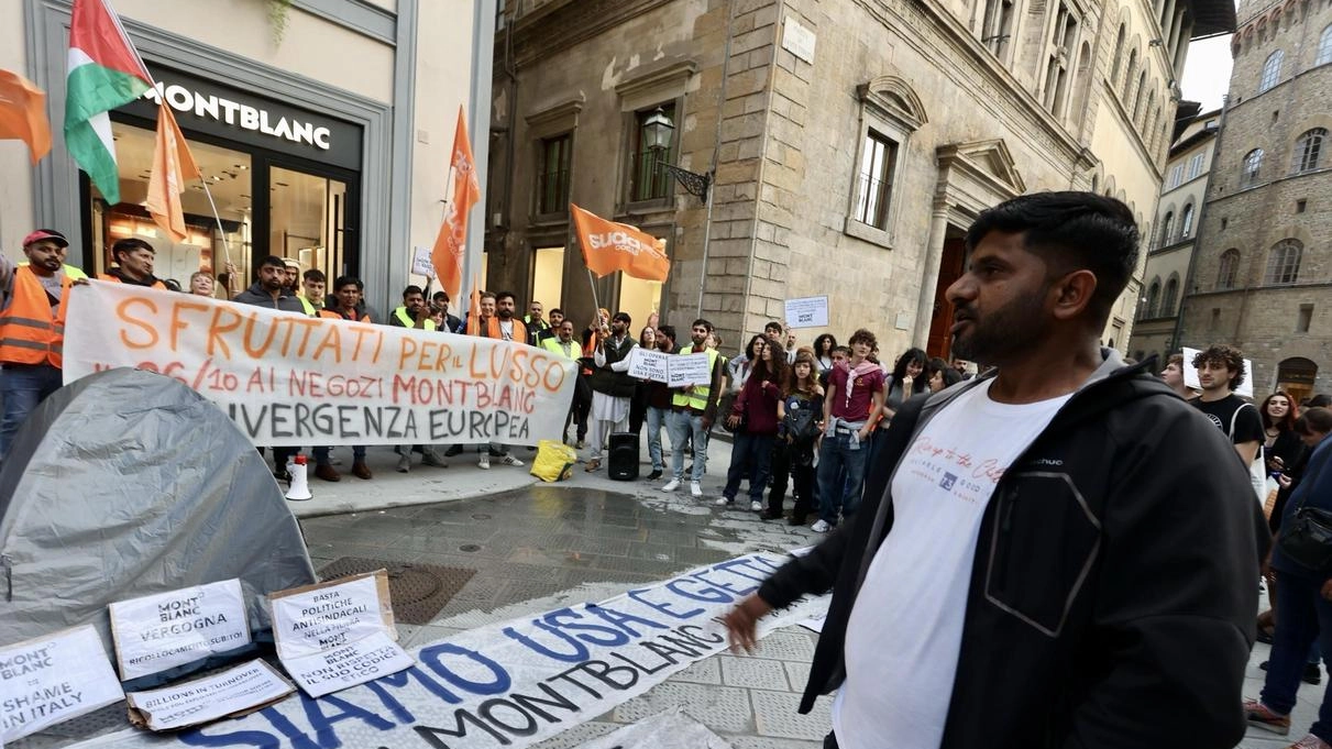 La versione di Montblanc: "Gli operai licenziati non sono nostri dipendenti"