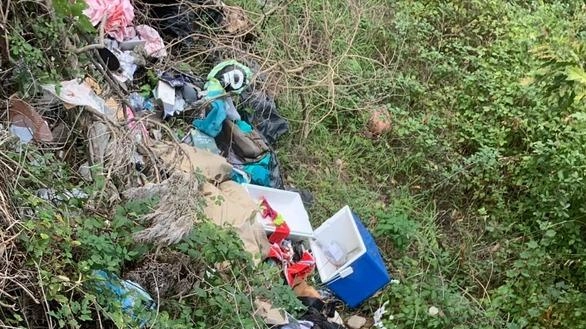 Una discarica a cielo aperto in una foto di repertorio