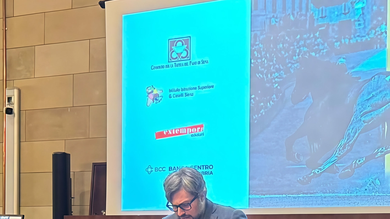 Presentato il libro del Consorzio tutela. Carapelli: "Riflessione sul ruolo dei cambiamenti climatici nella nostra vita e nel Palio". Il preside del ’Caselli’: "Coinvolti anche gli studenti, bella iniziativa".