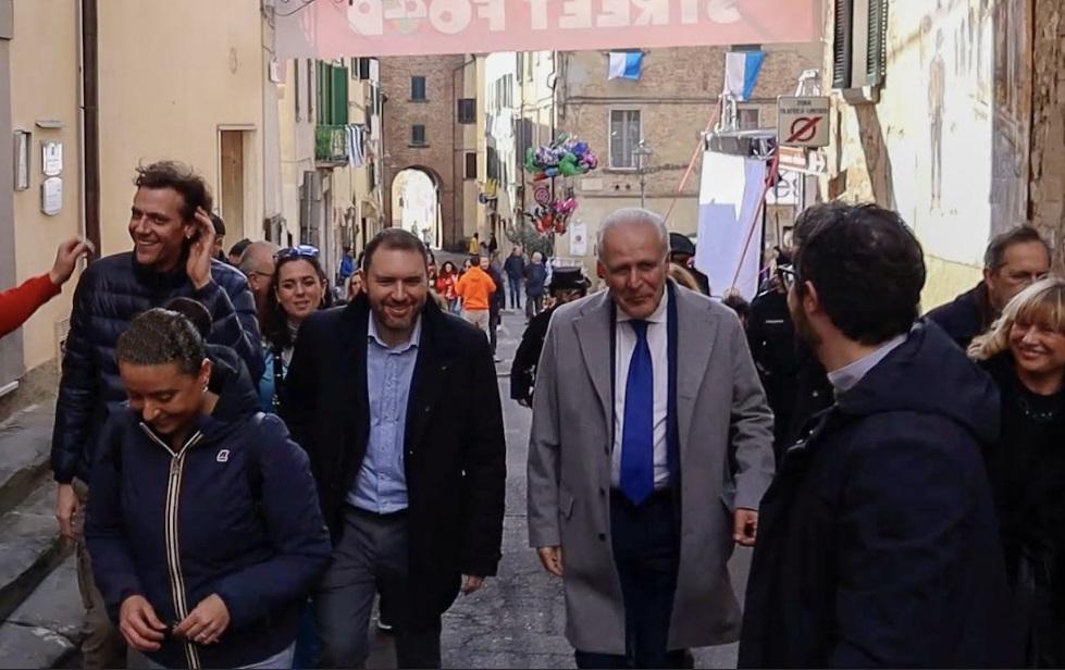 Sopralluogo istituzionale al Teatro Garibaldi di Foiano: il presidente Giani e il sindaco Franci soddisfatti dei progressi