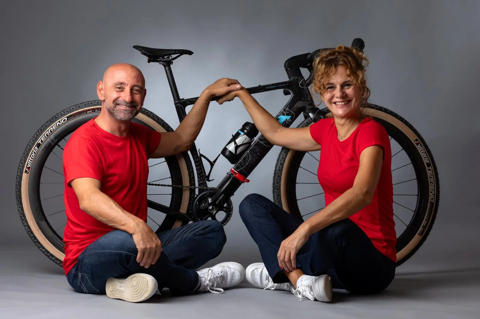 ‘Pedale Rosso’ per i diritti delle donne: a Firenze in bici per la parità di genere